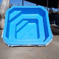 Jacuzzi de fibra de vidrio Fibro Splash modelo Atolon de 2.5 x 2.5 azul 3