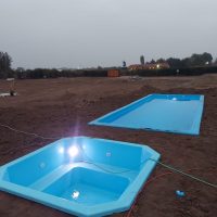 Piscina de fibra de vidrio Fibro Splash y Jacuzzi Instalados